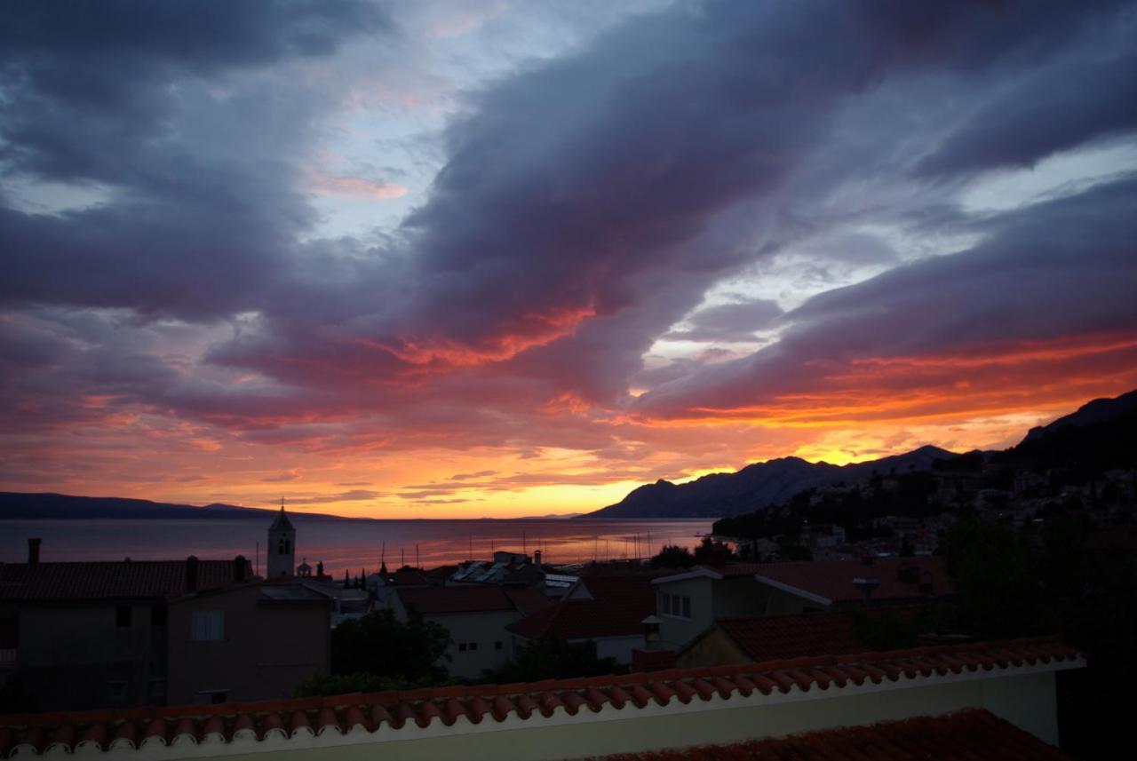 Rooms Tia Baška Voda Εξωτερικό φωτογραφία