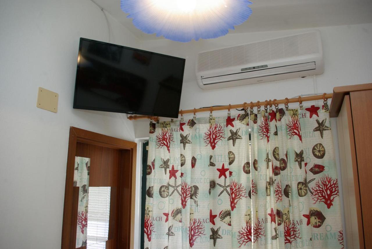 Rooms Tia Baška Voda Εξωτερικό φωτογραφία