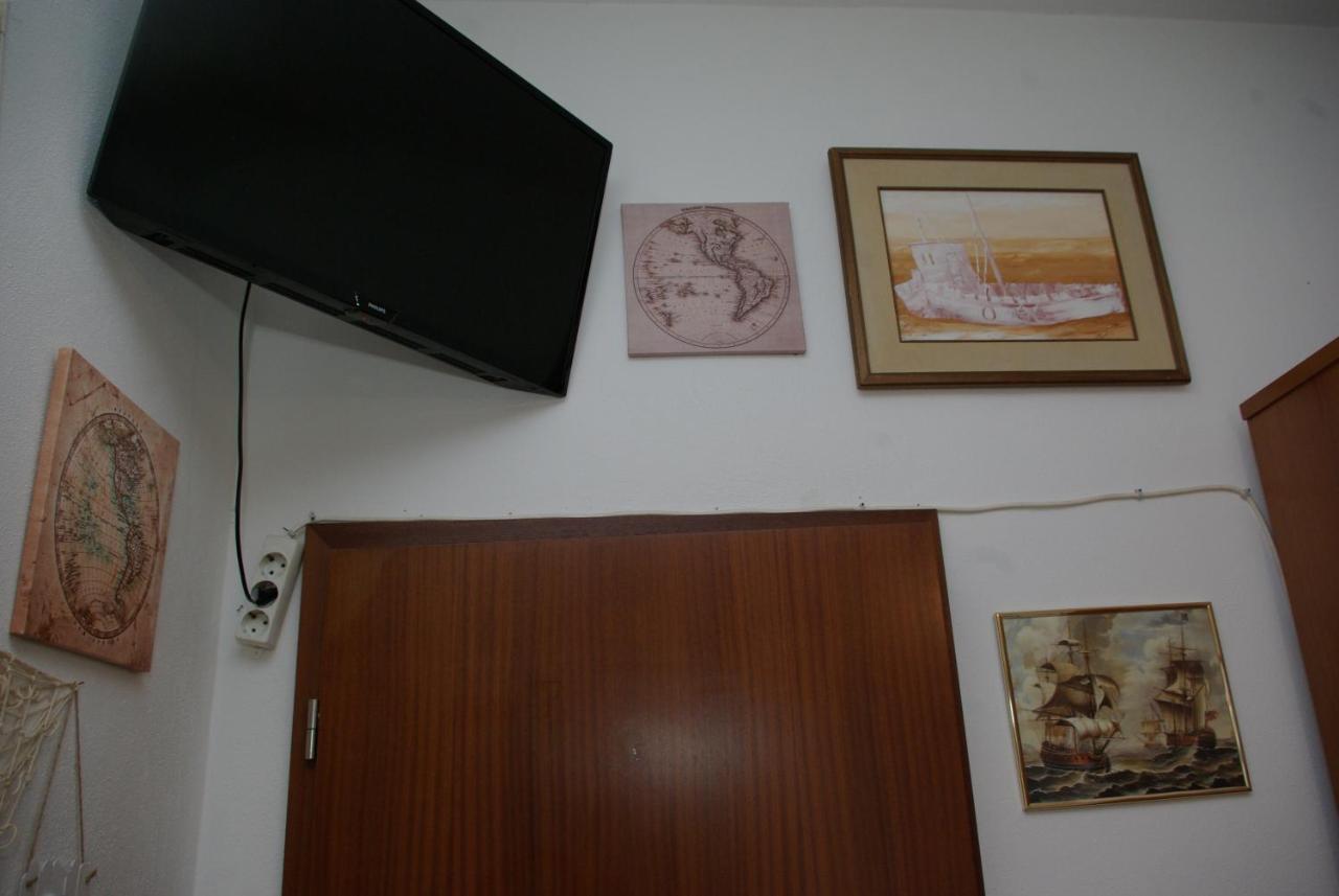 Rooms Tia Baška Voda Εξωτερικό φωτογραφία