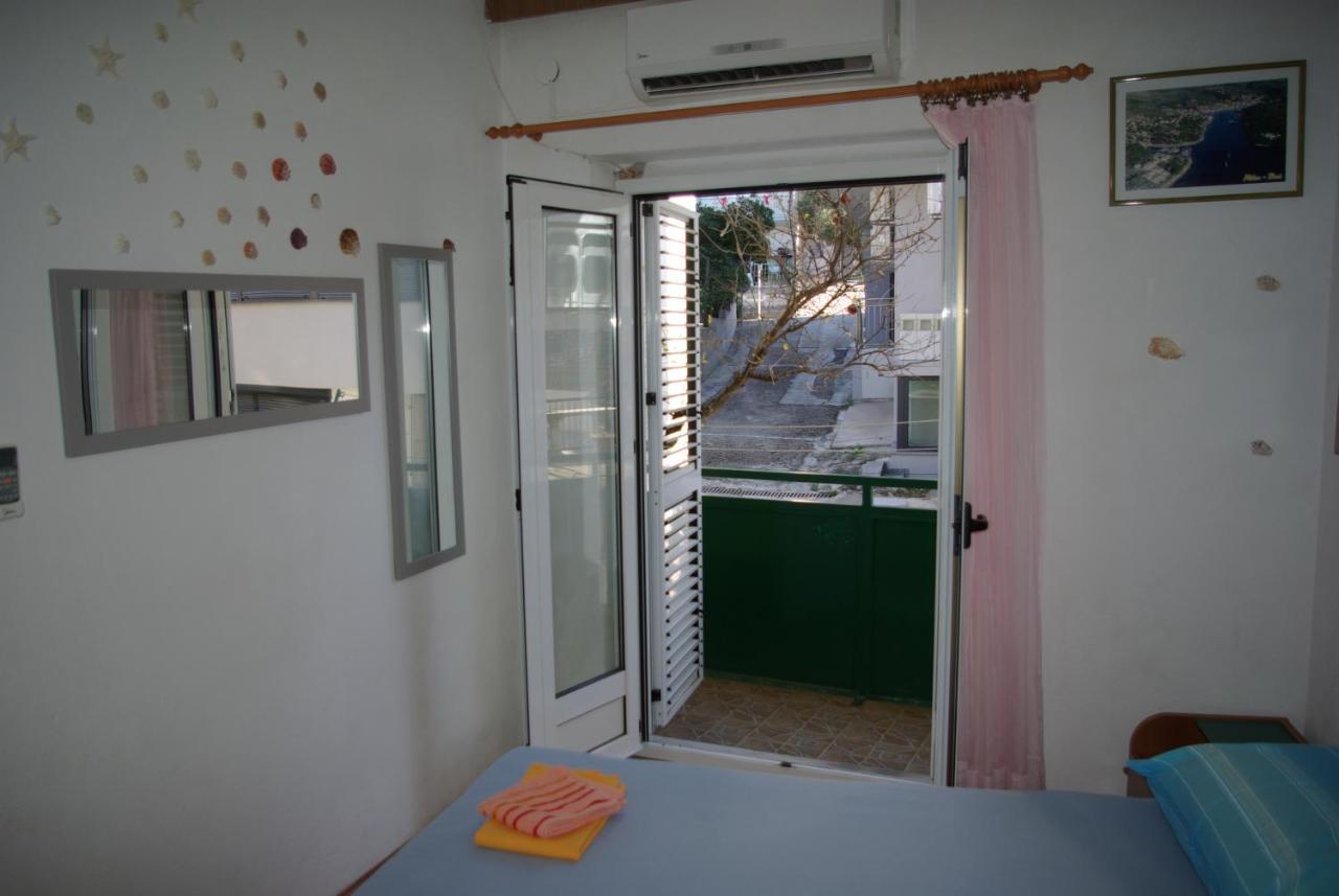 Rooms Tia Baška Voda Εξωτερικό φωτογραφία