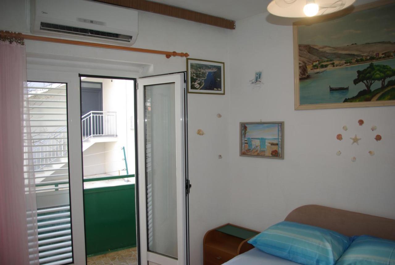 Rooms Tia Baška Voda Εξωτερικό φωτογραφία