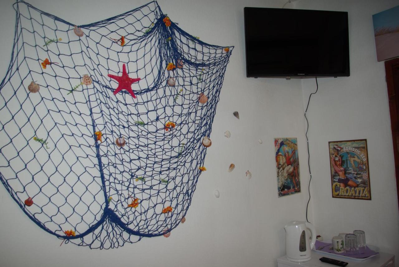 Rooms Tia Baška Voda Εξωτερικό φωτογραφία