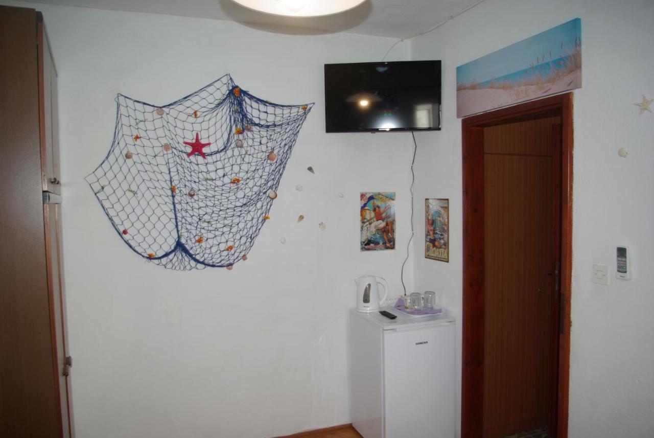 Rooms Tia Baška Voda Εξωτερικό φωτογραφία