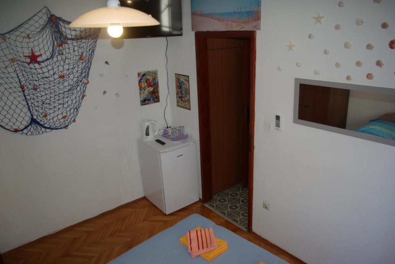 Rooms Tia Baška Voda Εξωτερικό φωτογραφία