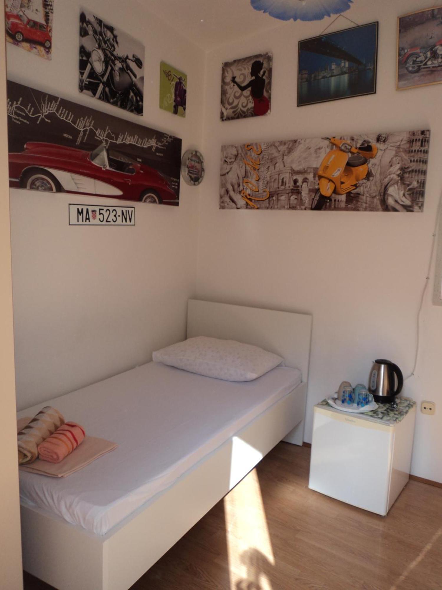 Rooms Tia Baška Voda Εξωτερικό φωτογραφία